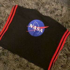 Nasa cropped top